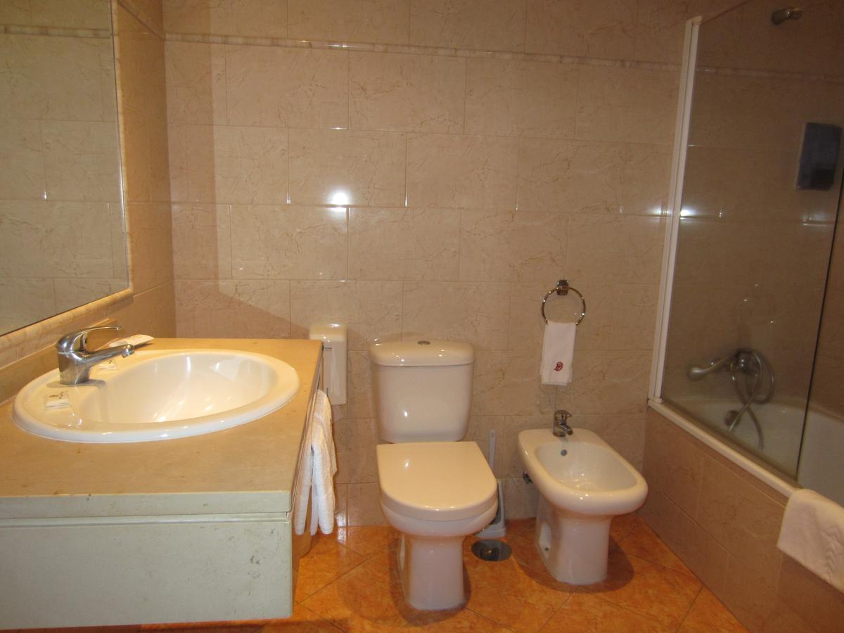 פנאפיל Dom Hotel מראה חיצוני תמונה